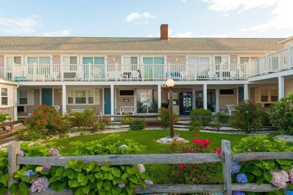 The Colony Beach Motel Dennisport Bagian luar foto