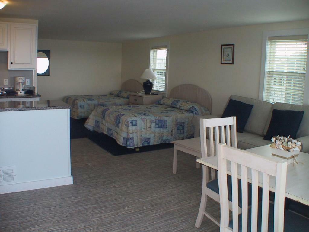 The Colony Beach Motel Dennisport Bagian luar foto